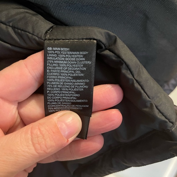 The north face down filled puffer jacket - Picture 4 of 11